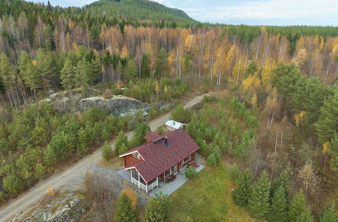 Villa Hymy, talvi, kevät aurinko