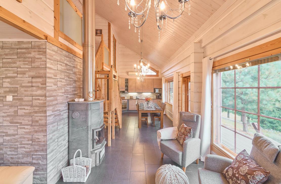 Villa Onni, mökin keittiö ja olohuone, Skandinaavinen tunnelmallinen, avara olohuone
