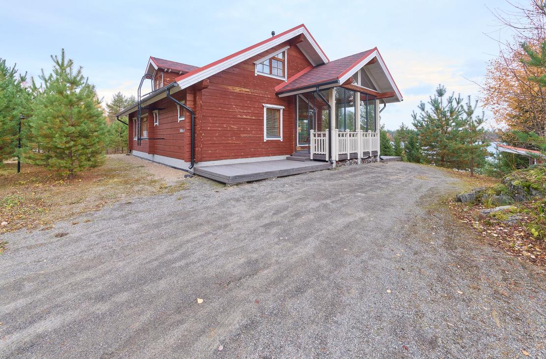 Villa Hymy, Majoitus Koli, Terassi, Mökki, Vuokramökki