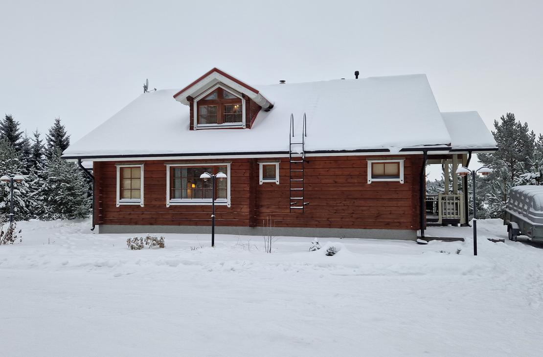 Villa Onni vuokram&ouml;kki talvella, Majoitus Koli, Tilava, jopa 8 hl&ouml; mahtuu, M&ouml;kki Koli