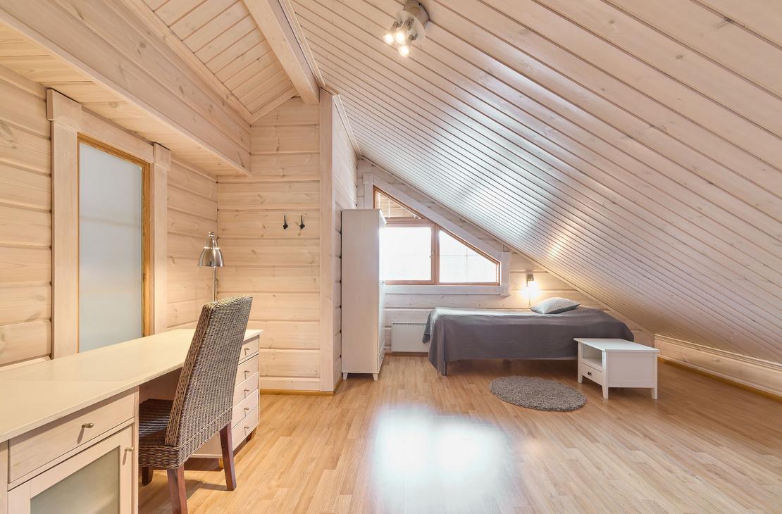 Villa Hymy, yläkerta, iso makuuhuone, kaksi erillistä vuodetta