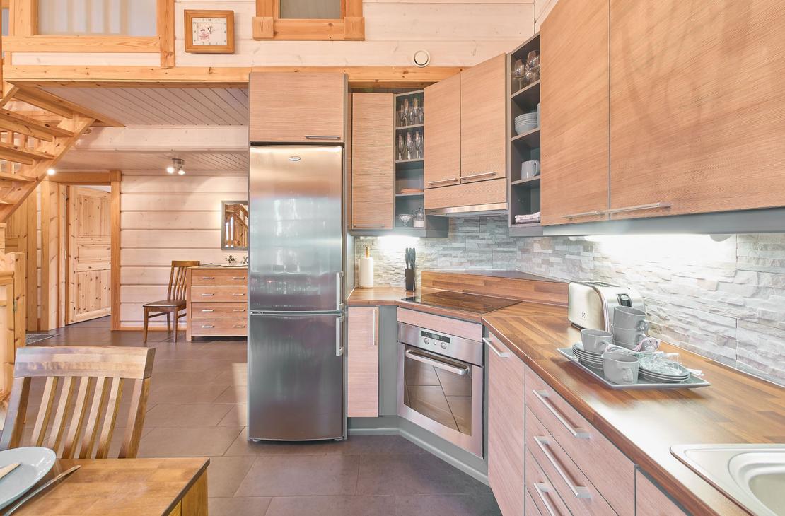 Villa Onni, mökki, tasokas ja hyvin varusteltu keittiö