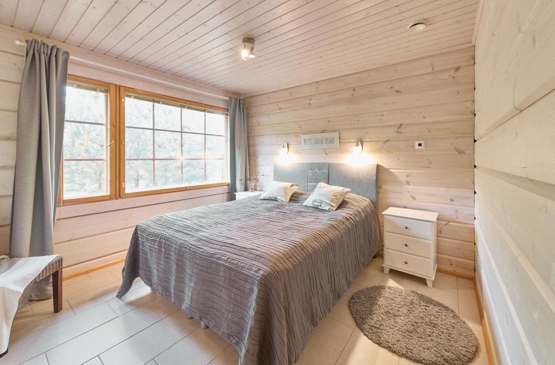 Villa Hymy mökki, makuuhuone, parisänky, Skandinaavinen tyyli